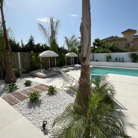 Casa Duende, Estepona, Private House With Heated Pool 빌라 *