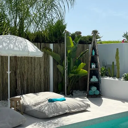 Casa Duende, Estepona, Private House With Heated Pool Вилла