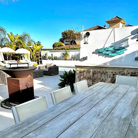 Casa Duende, Estepona, Private House With Heated Pool Вилла *